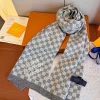 Louis Vuitton Damie Scarf in Wool Grey