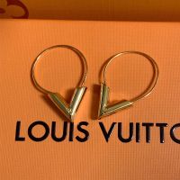 Louis Vuitton Essential V Hoop Earrings in Metal Gold